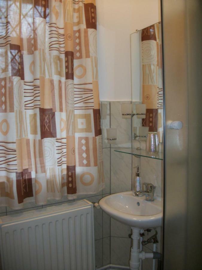 Hotel Fuege Vendeghaz Miszkolc Zewnętrze zdjęcie
