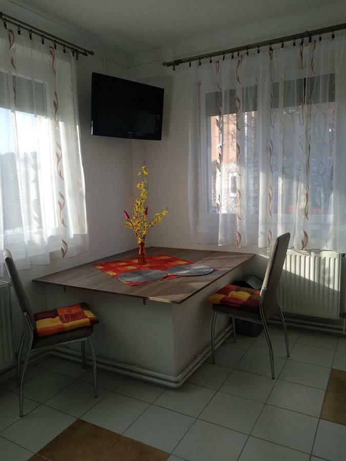 Hotel Fuege Vendeghaz Miszkolc Zewnętrze zdjęcie