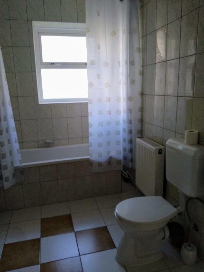 Hotel Fuege Vendeghaz Miszkolc Zewnętrze zdjęcie