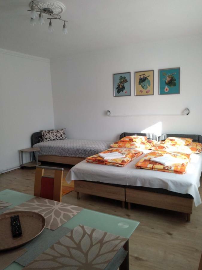 Hotel Fuege Vendeghaz Miszkolc Zewnętrze zdjęcie
